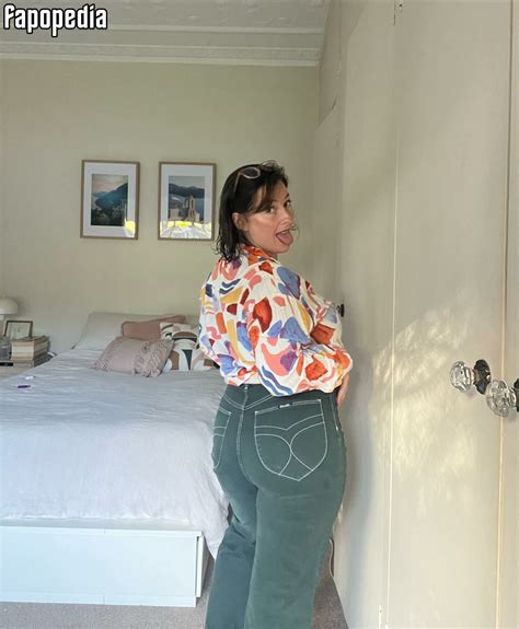 Bel Larcombe Slice Of Salami Nude Leaks Photo Fapopedia