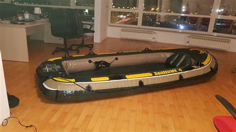 Seahawk 4 Brod na vesla za 4-osobe NOV!