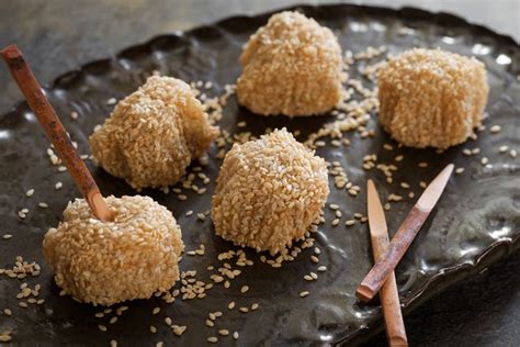 Resep Mochi Semarang Isi Kacang Tanah Dan Berbalut Wijen