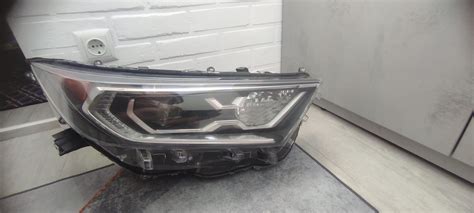 Фара права Тойота РАВ 4 гібрид США 2019 2020 2021 оптика RAV 4 фуллед ...