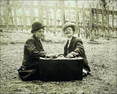 Interesting Vintage Photos Of Lesbian Loves Vintage Everyday