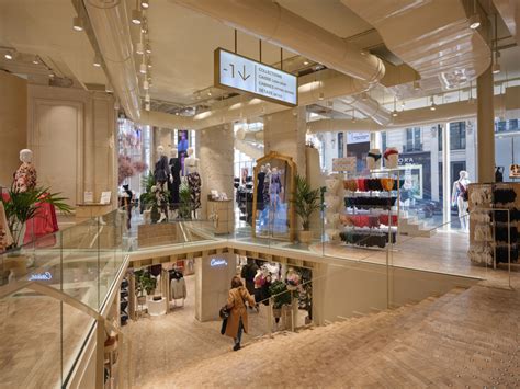 MVRDV Completes Revealing Yet Intimate Design For Lingerie Store In Paris