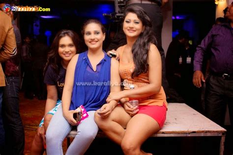 Sri Lankan Sexy Girls Sri Lankan Hot Kello Sri Lankan Facebook Kello Randoms