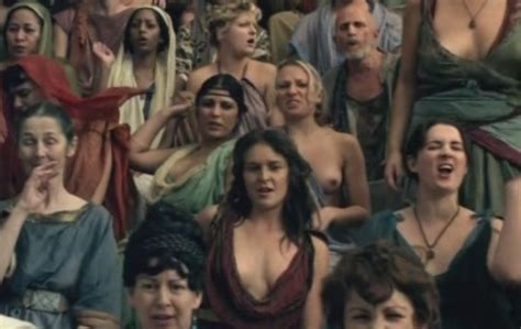 Spartacus Blood and Sand nude pics página 4