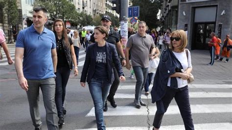 Serbias Gay Pm Joins Belgrade Pride March World News Hindustan Times