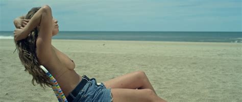 Nude Video Celebs Luana Pascual Nude Bromance Como Una Novia Sin Sexo 2016