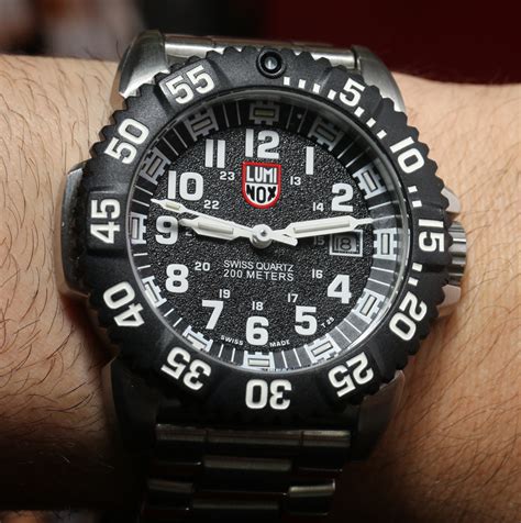 Luminox Steel Colormark 3150 Watch Hands-On | aBlogtoWatch