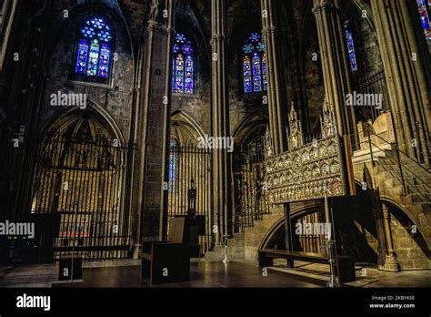 Interior of the Cathedral of Girona (Catalonia, Spain) ESP: Interior de ...