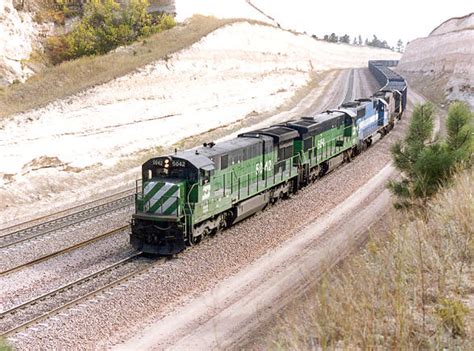 General Electric's C30-7 - BN Action Gallery