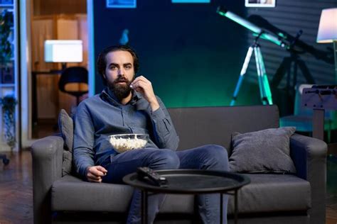 Why We Can’t Stop Binge-Watching | CE-Sphere