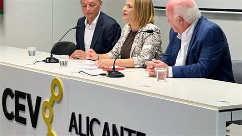 La CEV Urge Al Futuro Gobierno A Ampliar El Aeropuerto De Alicante