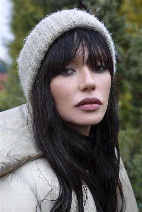 Makeup Looks Aesthetic Ideas Outfit Women Portaint Pose Nude Makeup Winter Photosession