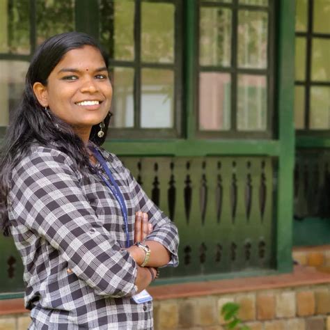 ias sreedhanya suresh motivational story daughter  mgnrega labor