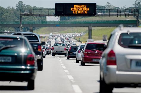 Imigrantes Transito - Rodovia dos Imigrantes, em SP, terá 3ª pista para reduzir trânsito
