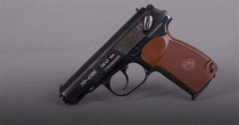 Без лицензии и с отдачей: новый пневматический пистолет от «Калашникова»