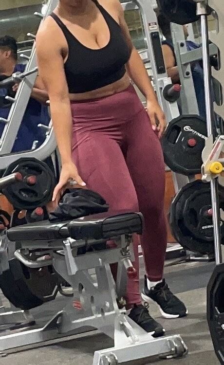 Juicy Big Hips And Tits In Red Gym Hottie Spandex Leggings Yoga Pants Forum
