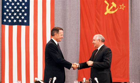 The S The Fall Of The Soviet Union End Of Cold War Cold War Timeline