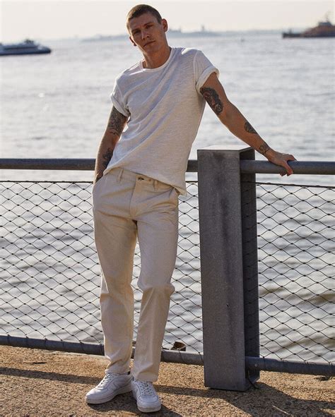 rag & bone: Clothing, Shoes & Accessories with Effortless Urban Style