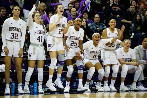 Utah Tops Washington In Pac 12 Womens Basketball Tournament