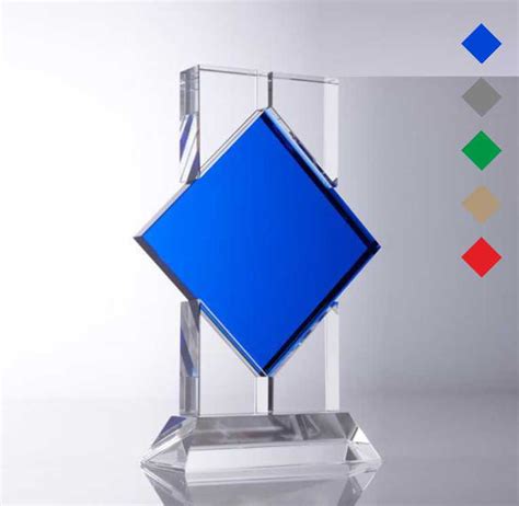 Награда из стекла, Стекло и цветной ромб, цена 1 340 грн., заказать в ...