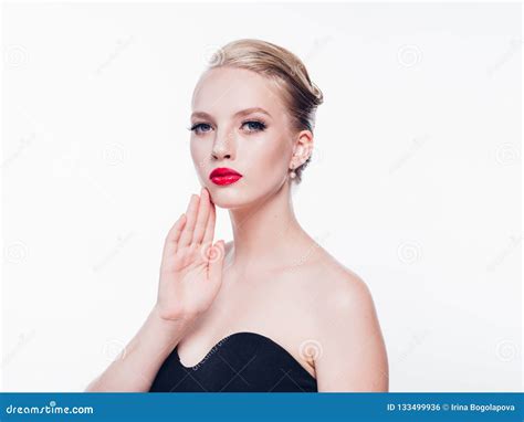 Beautiful Blonde Woman With Red Lipstick And Classic Fashion Sty Stock