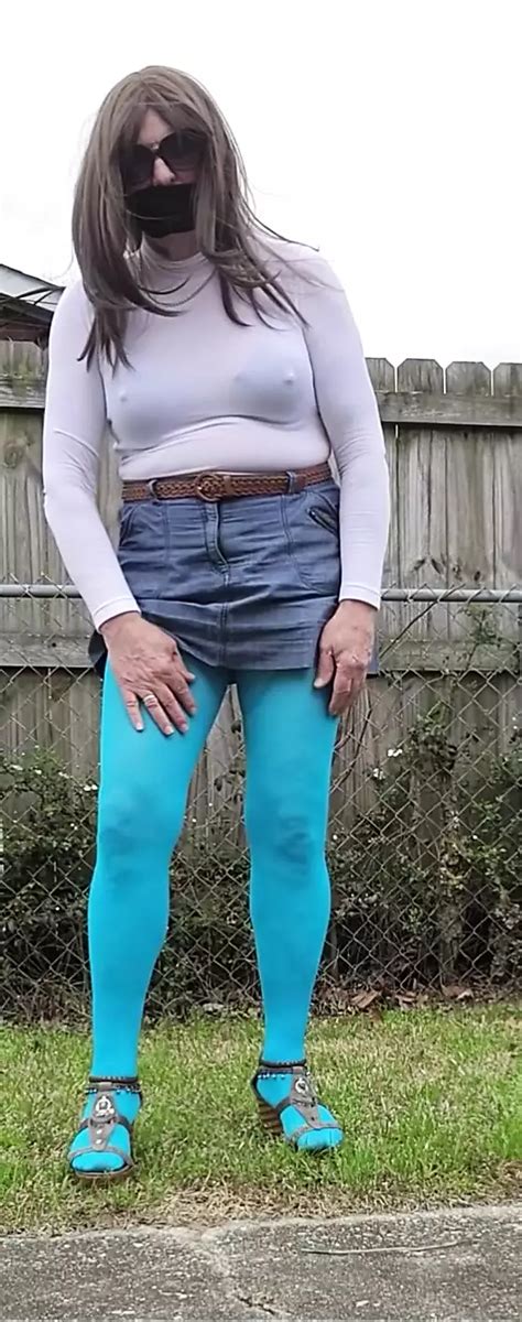 CD Outdoor In Nylon Pantyhose Leotard And Miniskirt Feeling Sexy Shemale Solo Porn XHamster