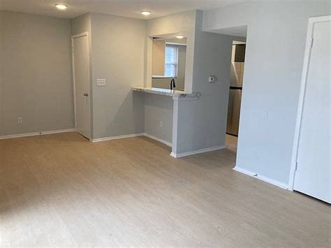 The Ainsley Apartment Rentals - Overland Park, KS | Zillow