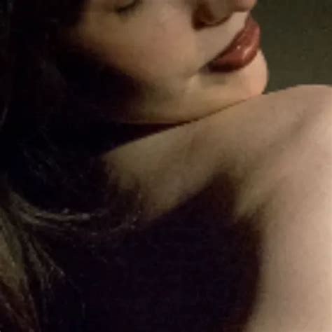 Daylanox Pink Toes Argentinian Long Hair Amateur Porn XHamster