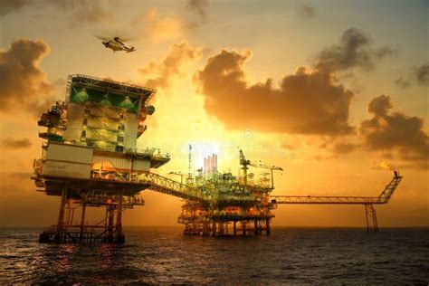 Piattaforma Offshore Della Costruzione Per Il Petrolio Ed Il Gas Di