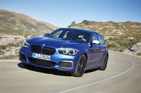 BMW 116d Sport Ensaio Automais