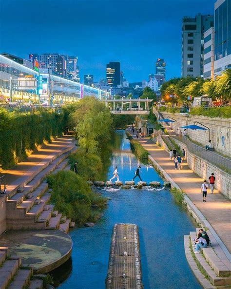 cheonggyecheon stream seoul south korea landscape artofit