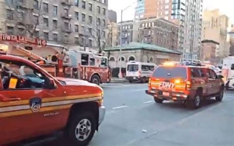 Dos Trenes Chocan Y Se Descarrilan En El Metro De NY El Sol De Toluca