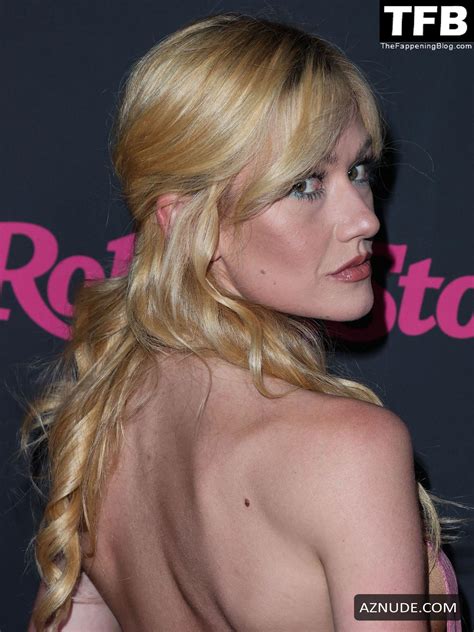 Katherine Mcnamara Sexy Seen Showing Off Her Hot Legs At The Rolling Stone And Meta Inaugural