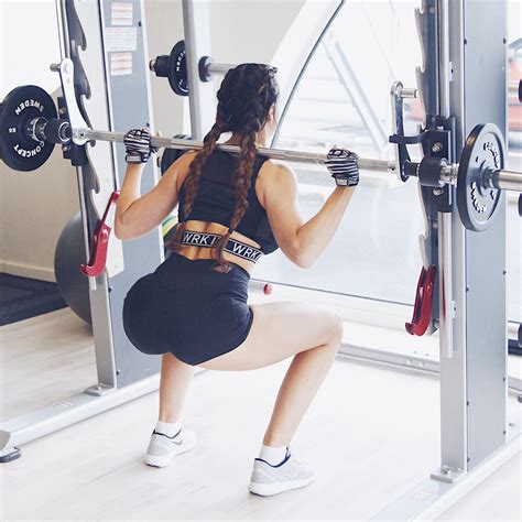 Booty building program - GYM | FitnessMom Store