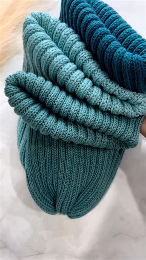 Легкая шапка на весну/осень из 💯 мериноса | Baby hats knitting, Hand ...