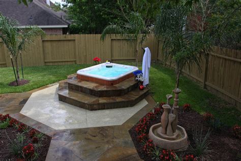 Small Backyard Hot Tub Landscaping On A Budget At Sophia Carl Blog