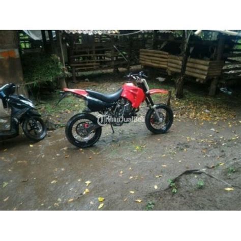 Motor Trail Supermoto Hyosung RX 125 Tahun 2006 Bekas Normal Lengkap