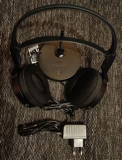 Słuchawki bezprzewodowe wokółuszne Sony TMR-RF810R - 12358519502 ...
