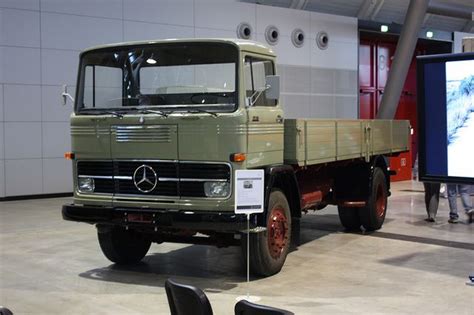 Mercedes-Benz LP1519 | Mercedes benz, Mercedes, Mercedes benz trucks