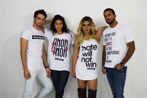 Em Lembran A A Orlando Grife Brasileira Vende Camisetas Guia Gay S O Paulo