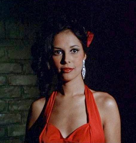 Hot Sexy Lonette McKee Bikini Pics