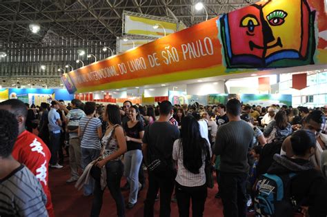 Veja como chegar à Bienal do Livro de São Paulo MobilidadeSampa