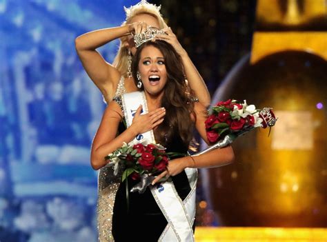 Miss North Dakota Cara Mund Crowned Miss America 2018