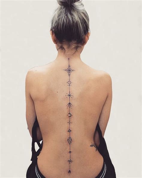 31 Beautiful Spine Tattoo Ideas For Women Inspirationfeed