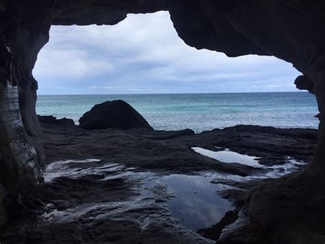 The Wormhole In The Cliff At Queenscliff Manly New South Wales