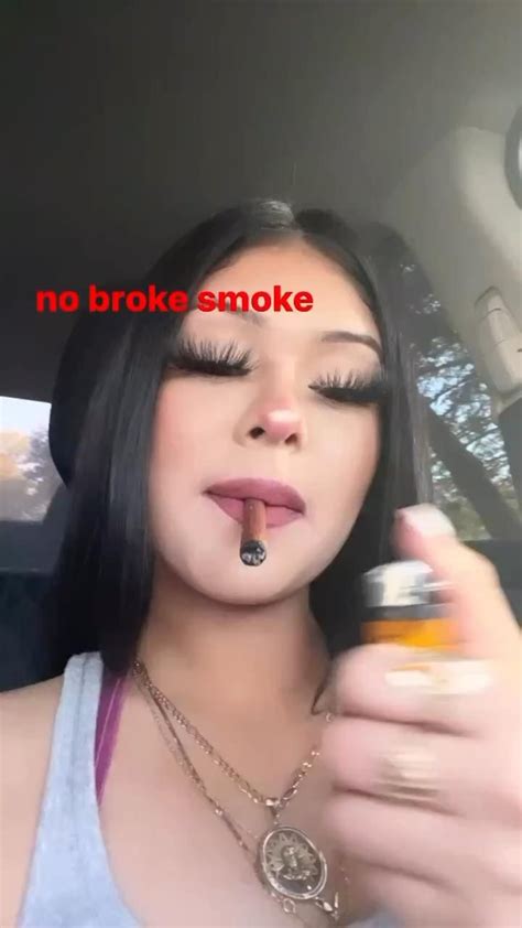 Latina With Braces In Face Makeup Tutorial Pretty Latinas Latina Makeup