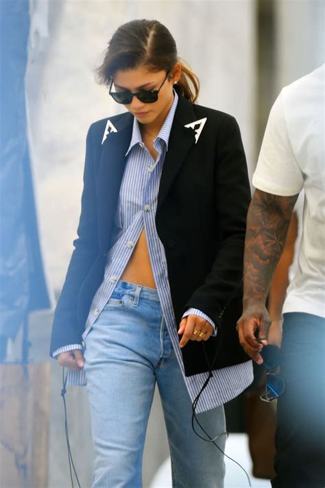 ZENDAYA COLEMAN Arrives at Acne Studios in New York 09/03/2022 – HawtCelebs