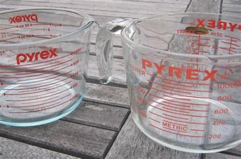 The Difference Between A Real And Fake Pyrex Flannel