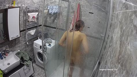 Watch Shower Girl Nikki Shower Apr Naked People With Kimmie In Bathroom The Biggest