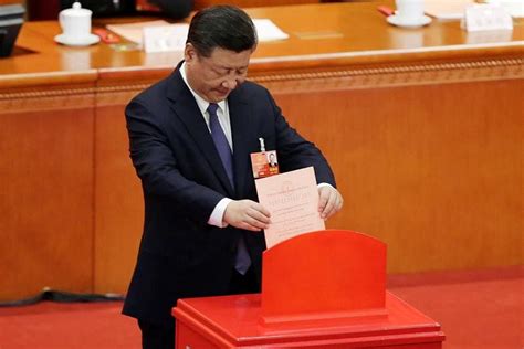 Xi Jinping From Graft Fighting Governor To Chinas Most Powerful